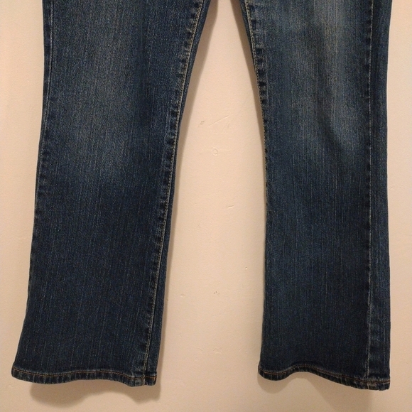 Levi's - 515 Bootcut Jeans - Picture 6 of 12